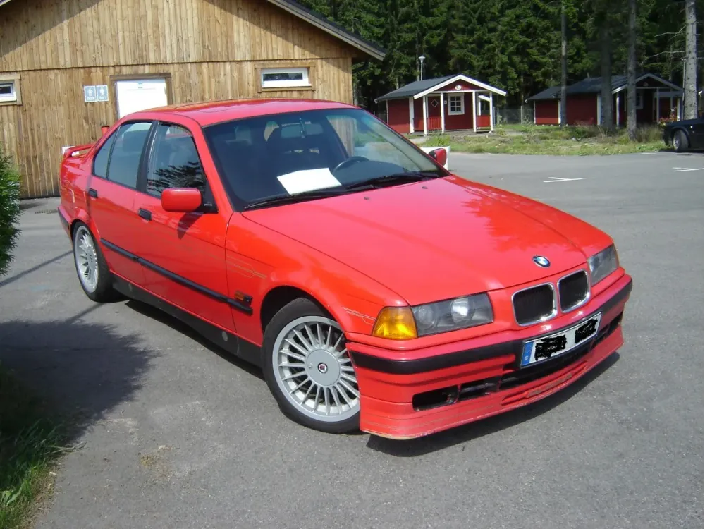 Alpina B6 E36