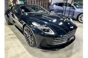 aston-martin db12 volante