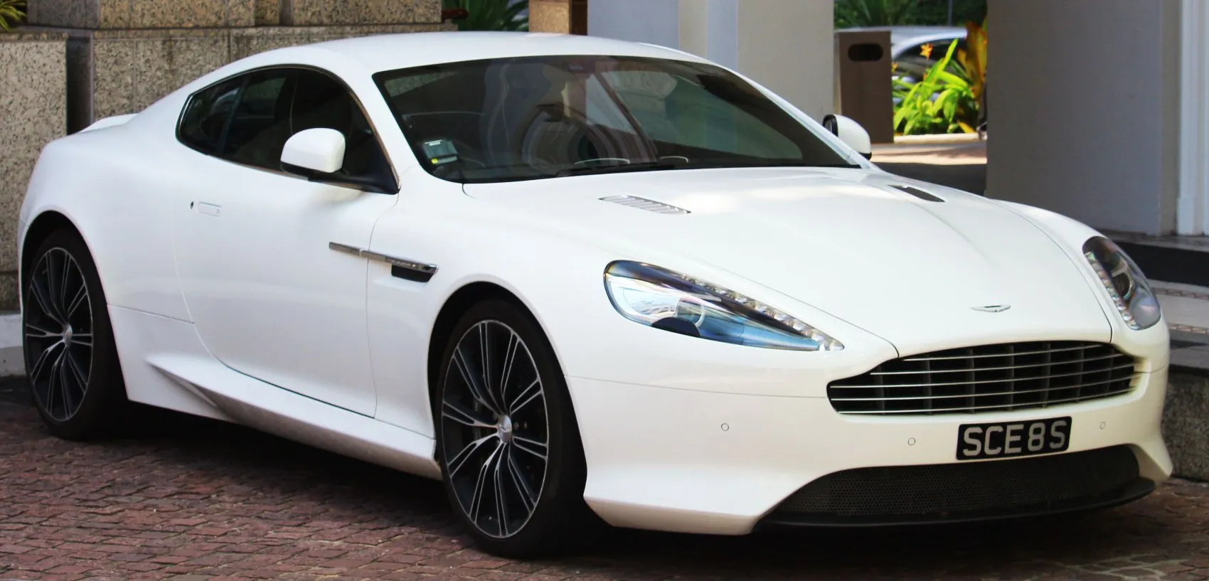 Image for Aston Martin DB9 Coupe (facelift 2012)
