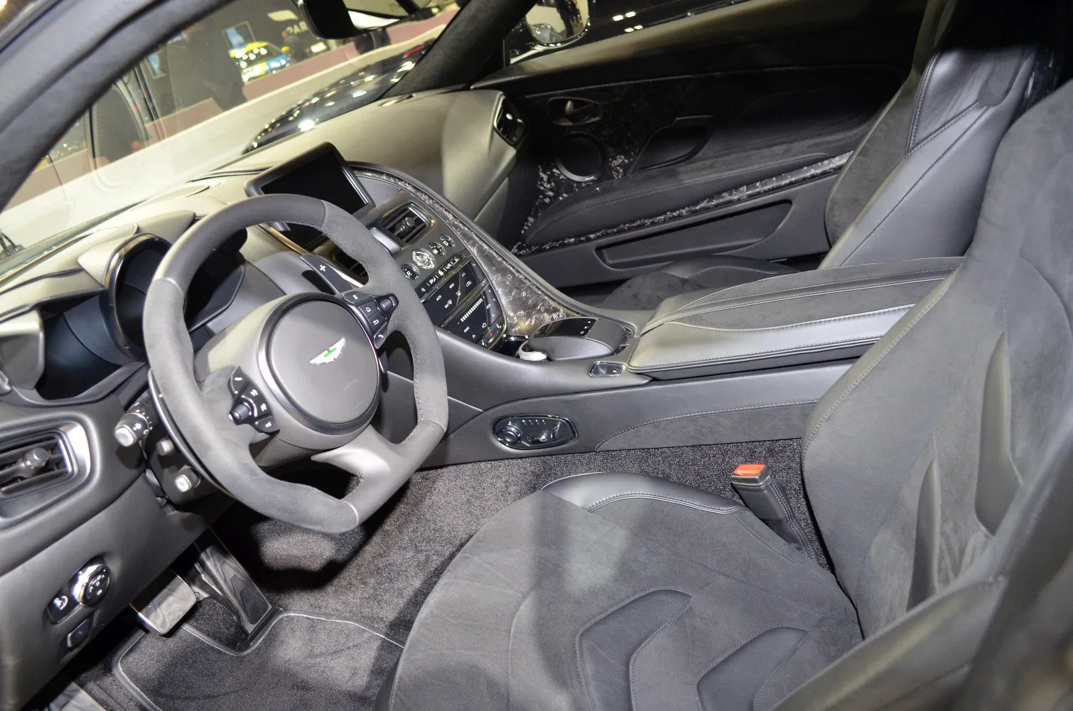 Image for Aston Martin DBS Superleggera