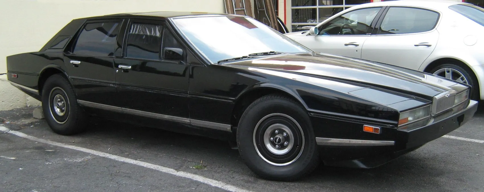 Image for Aston Martin Lagonda II