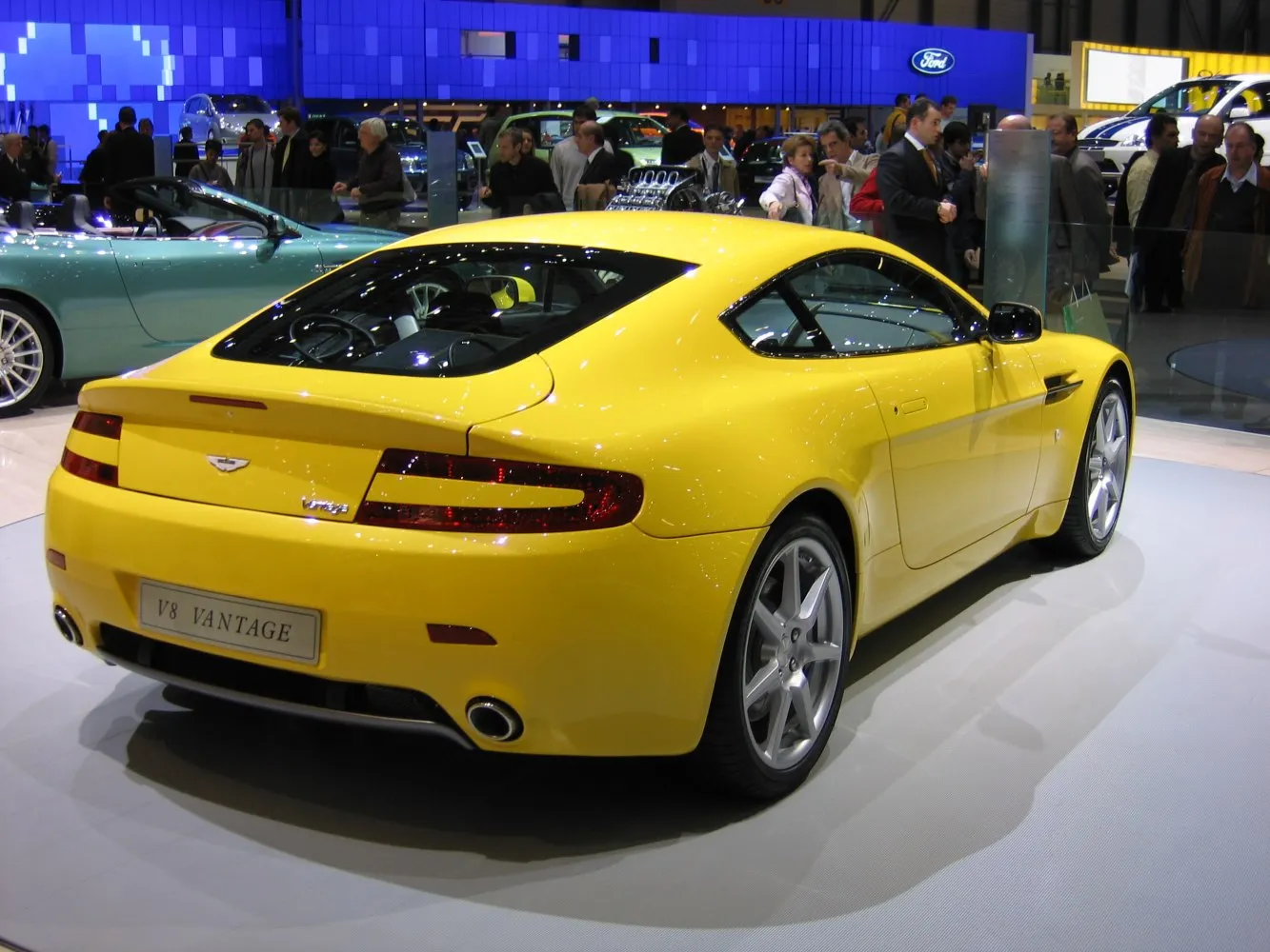 Image for Aston Martin V8 Vantage 2005