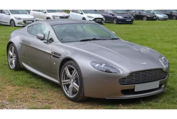 Aston Martin V8 Vantage 2005