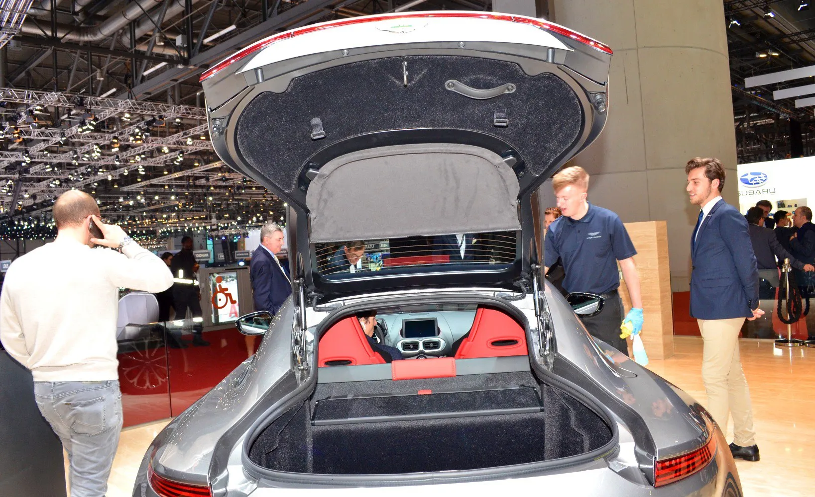 Image for Aston Martin V8 Vantage 2018