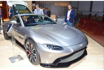 Aston Martin V8 Vantage 2018