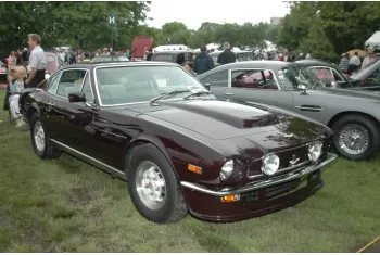 Aston Martin V8 Vantage V8 Vantage