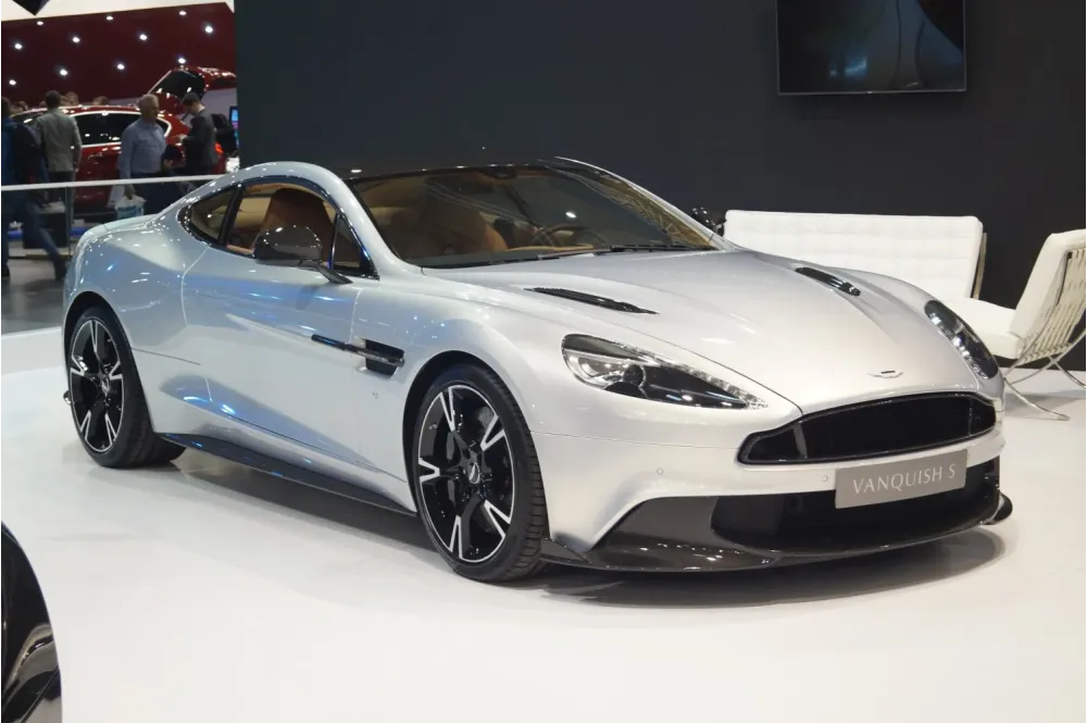 Aston Martin Vanquish S II