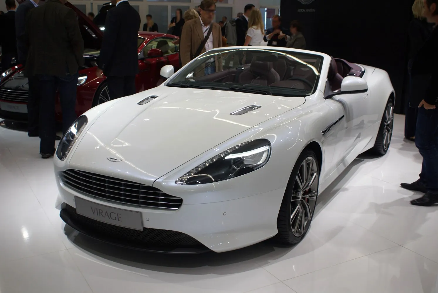 Aston Martin Virage II Volante