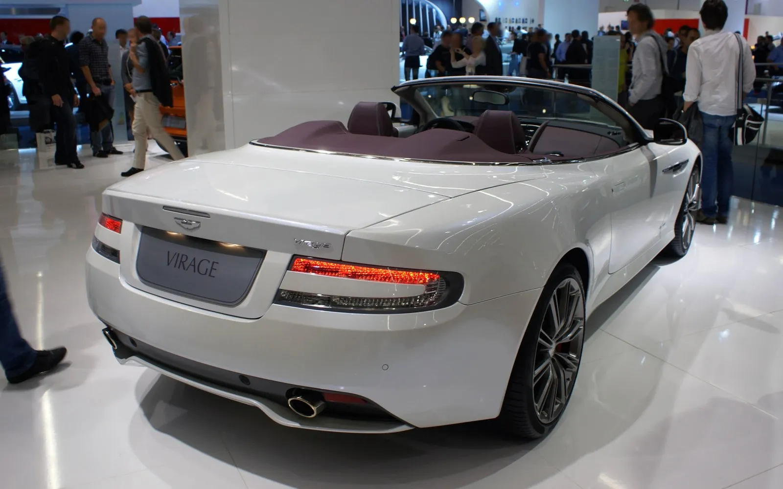 Image for Aston Martin Virage II Volante