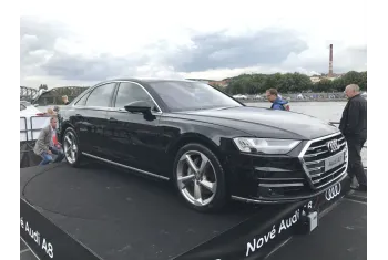 Audi A8 D5