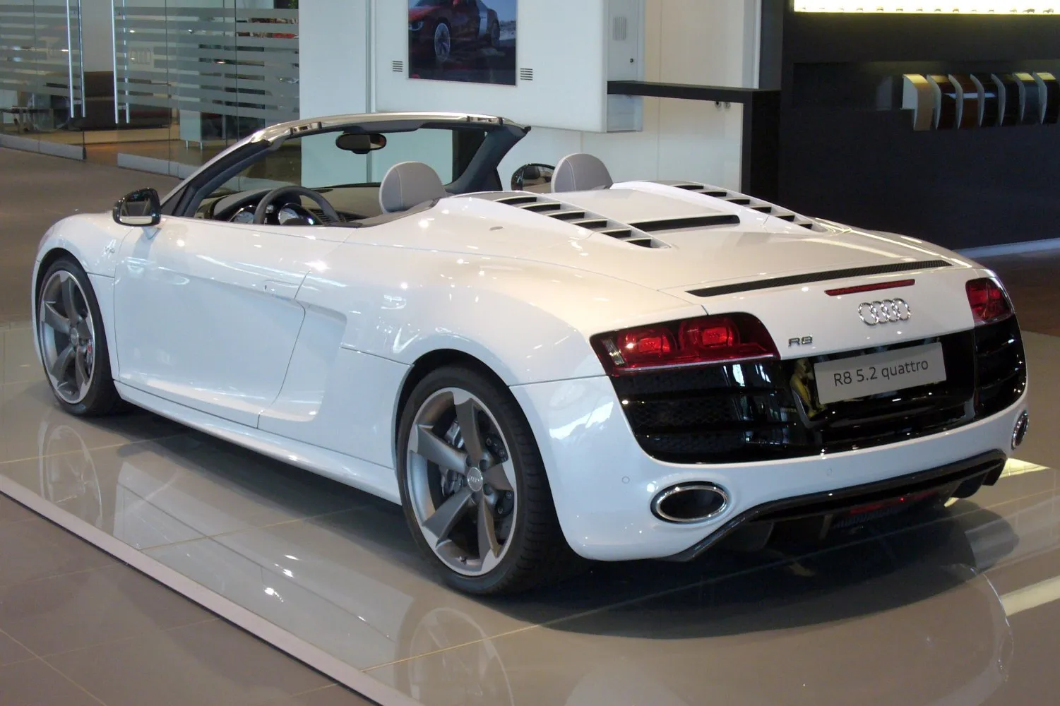 Image for Audi R8 Spyder (42)