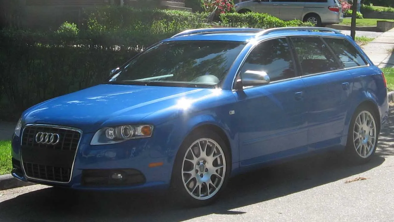 Audi S4 Avant (8E,B7)