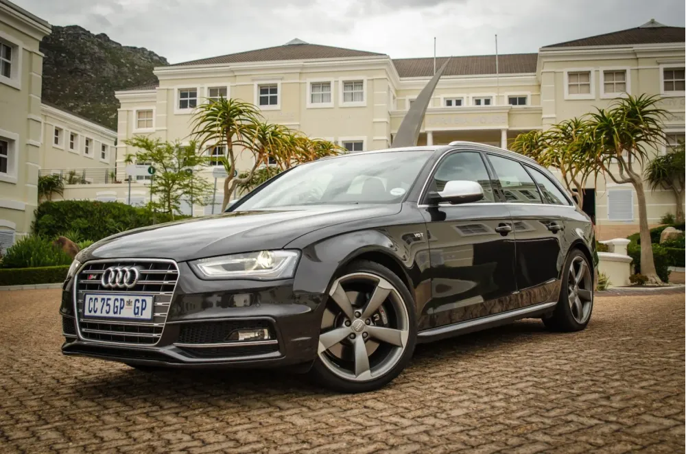 Audi S4 Avant (B8, facelift 2011)