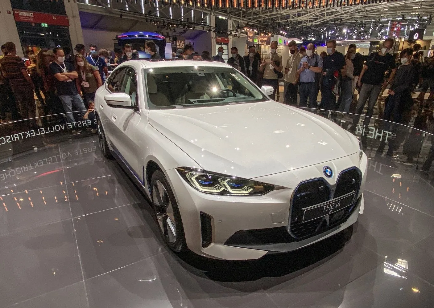 BMW i4 G26