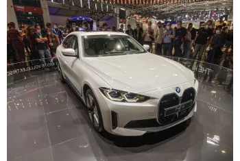 BMW i4 G26