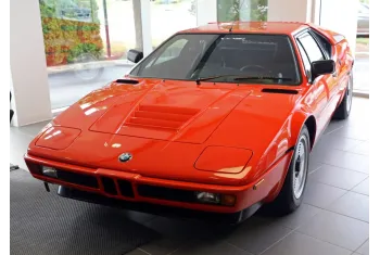 BMW M1 E26