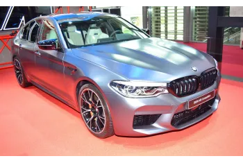 BMW M5 F90