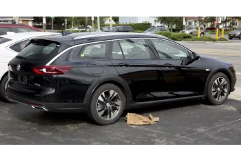 Buick Regal VI TourX