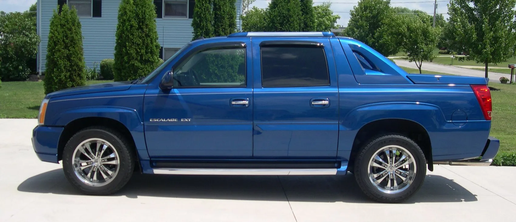 Image for Cadillac Escalade II EXT