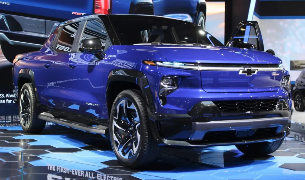 Chevrolet Silverado EV Crew Cab