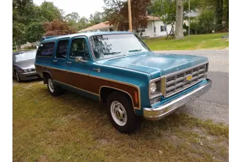 Chevrolet Suburban C/K