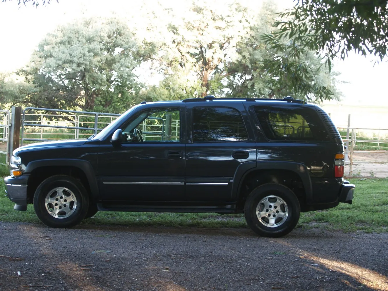 Image for Chevrolet Tahoe GMT820