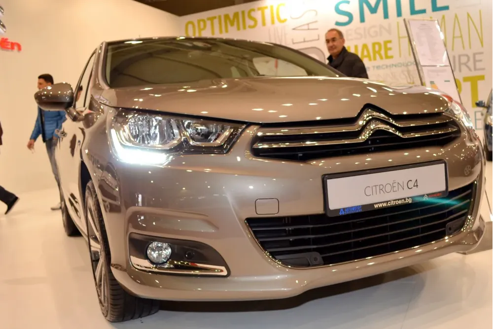 Citroen C4 II Hatchback (Phase II, 2015)