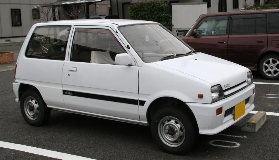 Daihatsu Cuore L80,L81