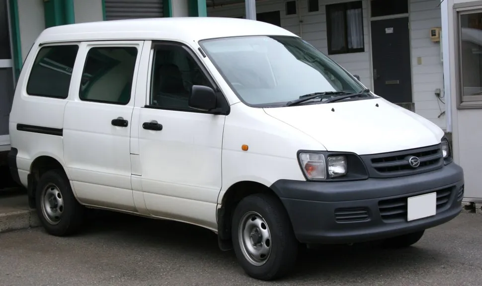 Daihatsu Delta Wagon
