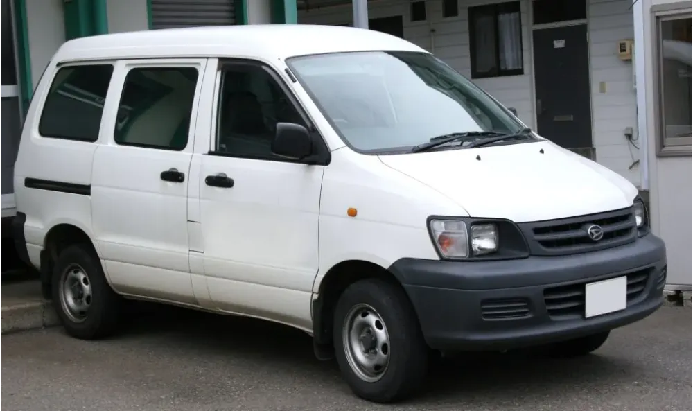 Daihatsu Delta Wagon