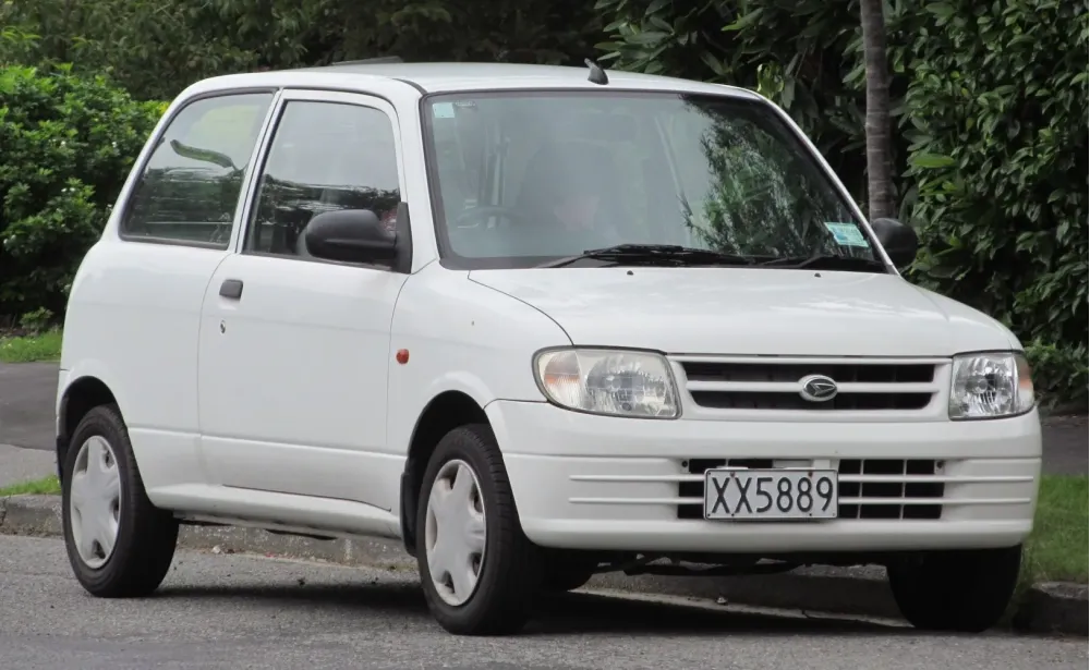 Daihatsu Mira GL800