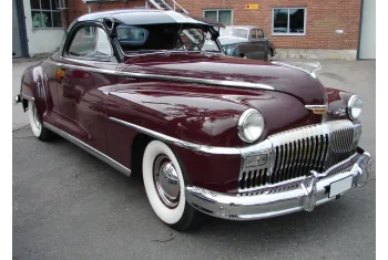DeSoto Deluxe 3-Passenger Coupe