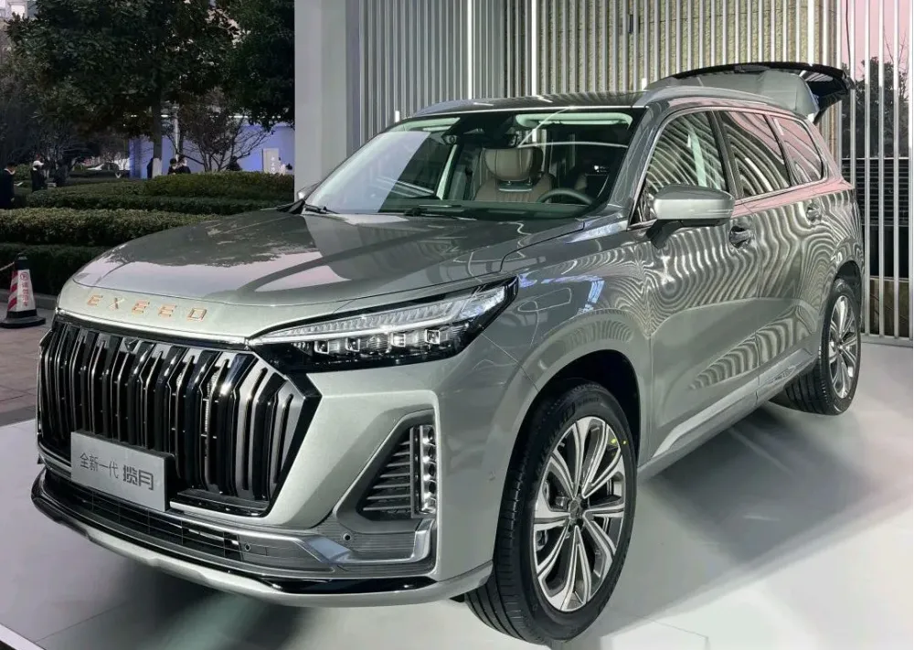 Exeed VX facelift 2023