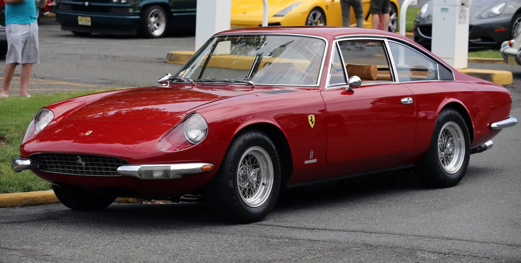 Ferrari 365 GT 2+2
