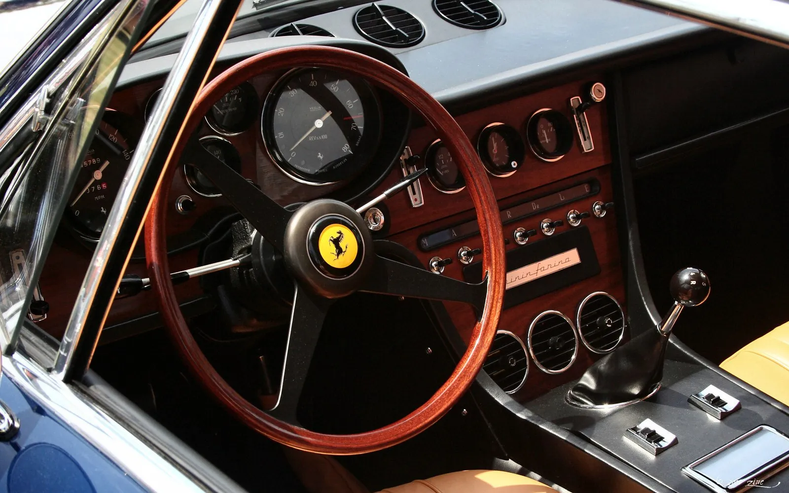 Image for Ferrari 365 GT 2+2