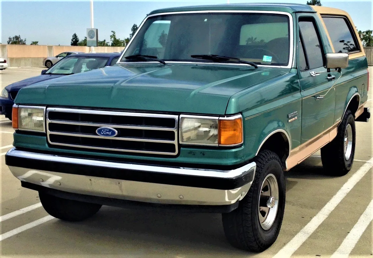 Ford Bronco IV