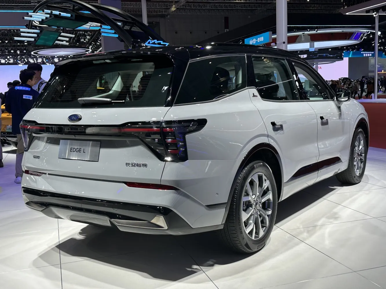 Image for Ford Edge L III