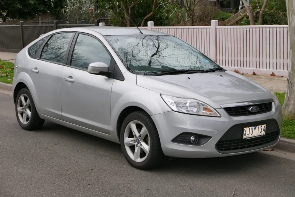 Ford Focus II Hatchback