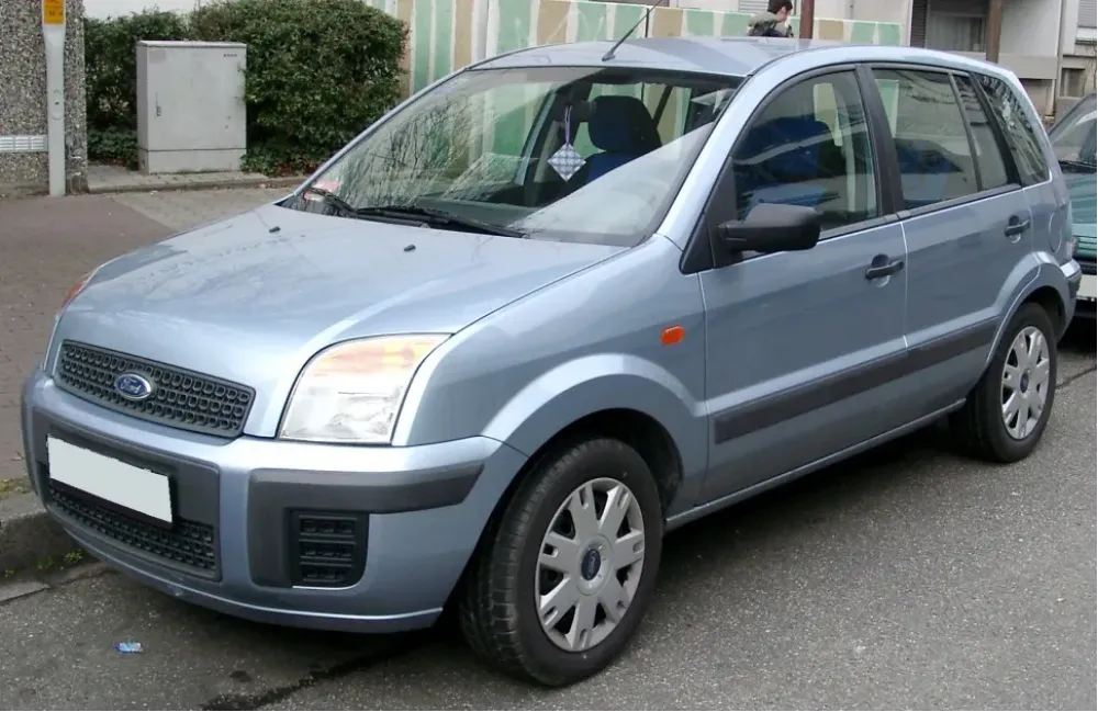 Ford Fusion I (facelift 2005)