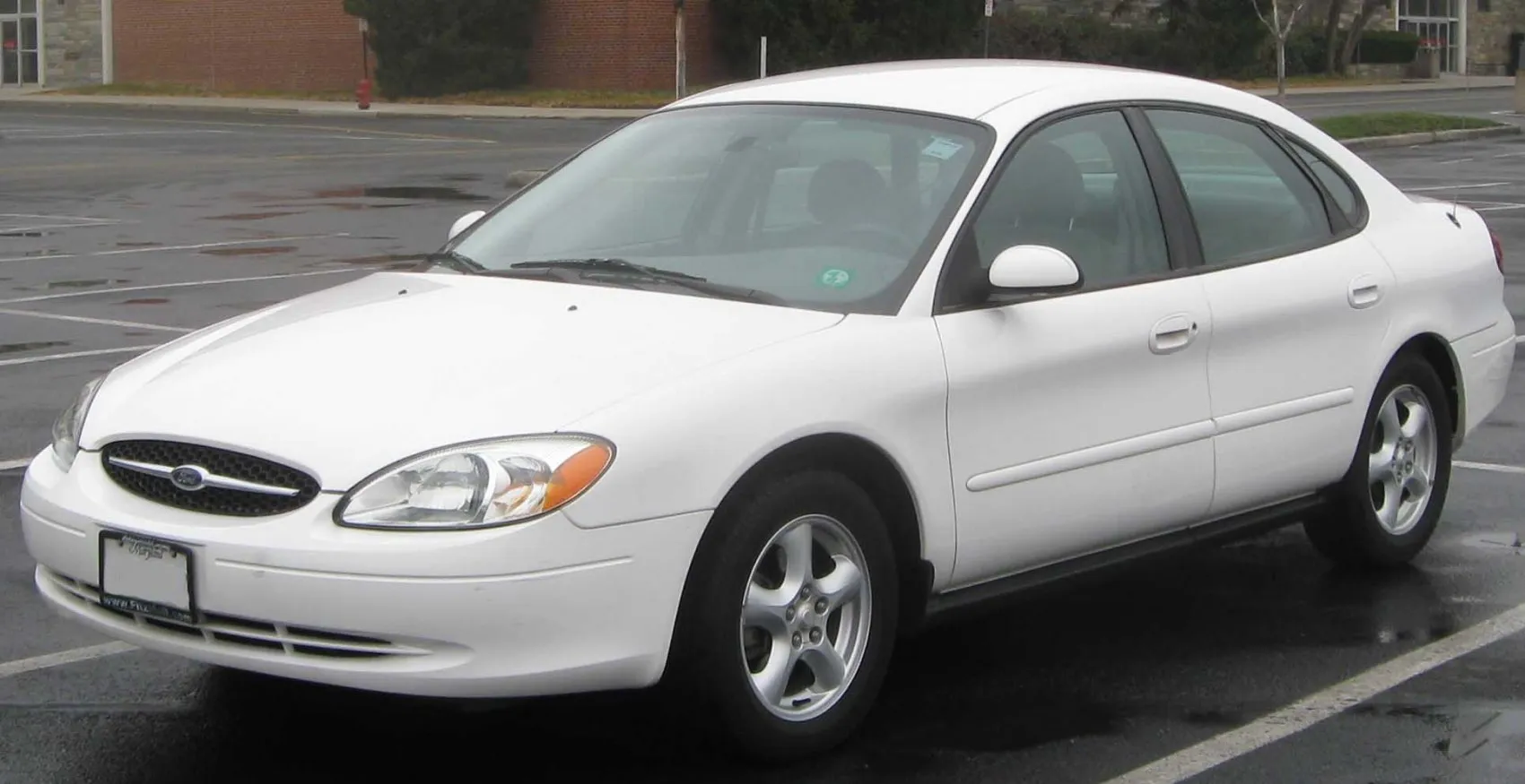Ford Taurus IV
