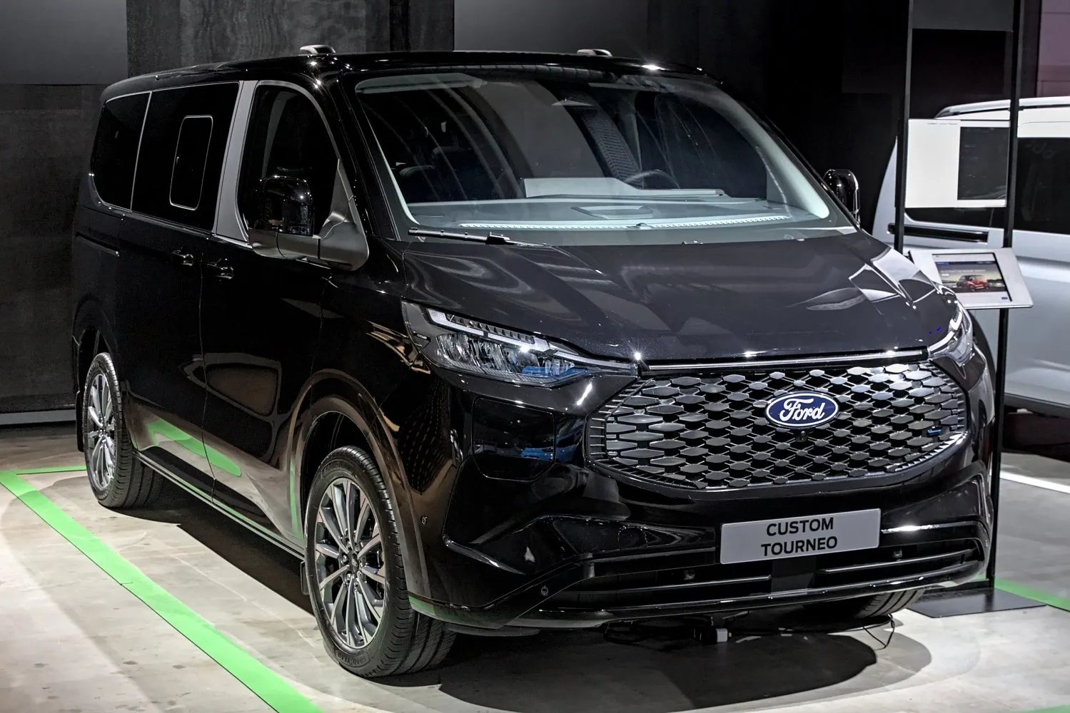 Image for Ford Tourneo Custom II L1