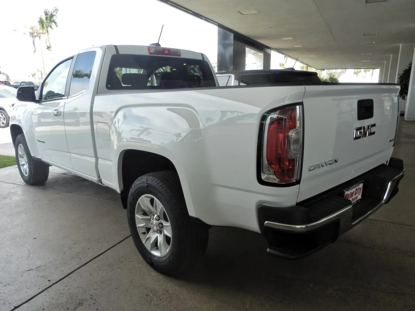 Image for GMC Canyon II Extended cab Long box
