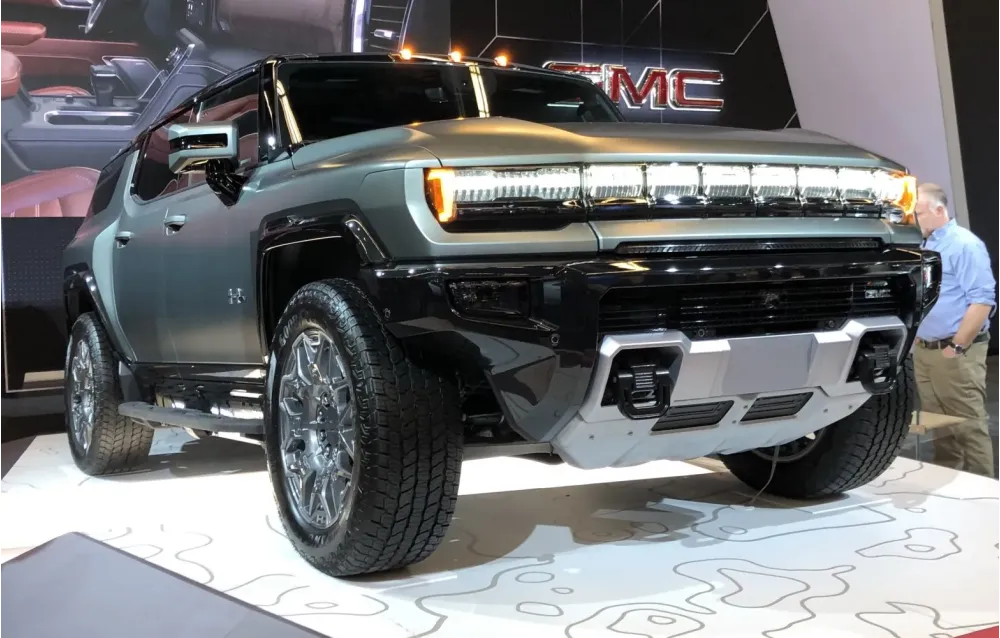 GMC Hummer EV SUV