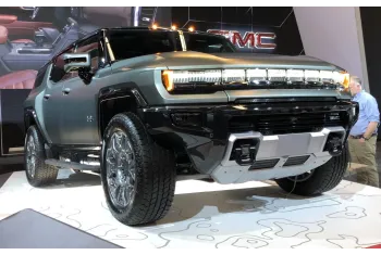 GMC Hummer EV SUV
