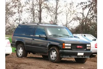 gmc yukon xl-v-facelift-2024