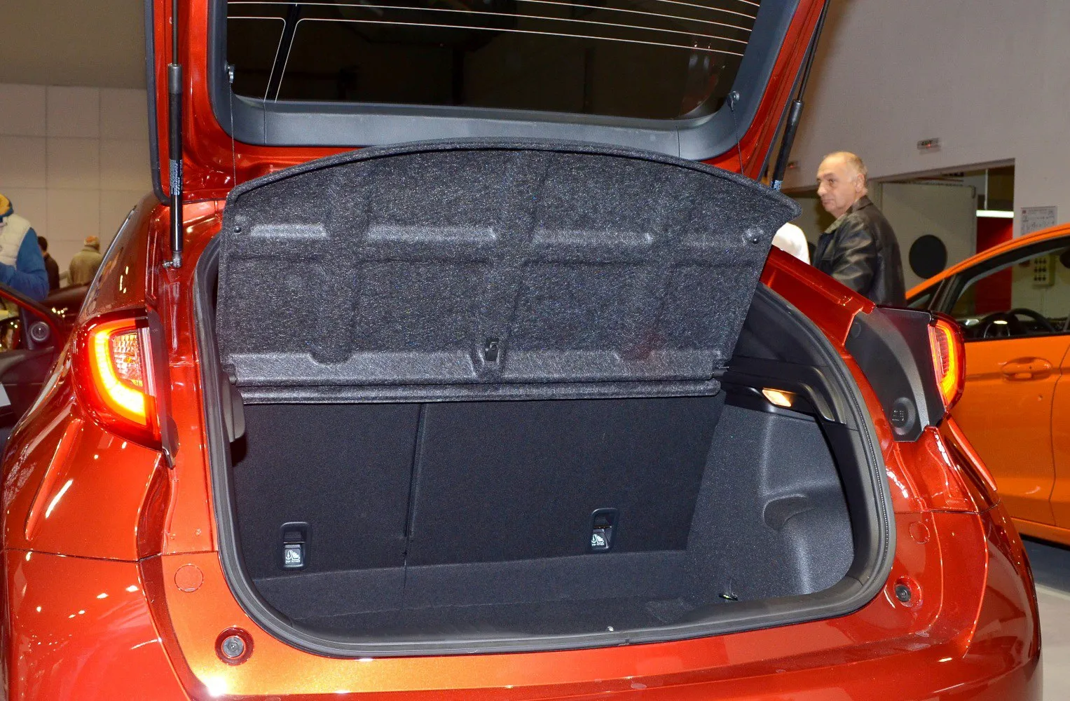 Image for Honda Civic IX Hatchback (facelift 2014)