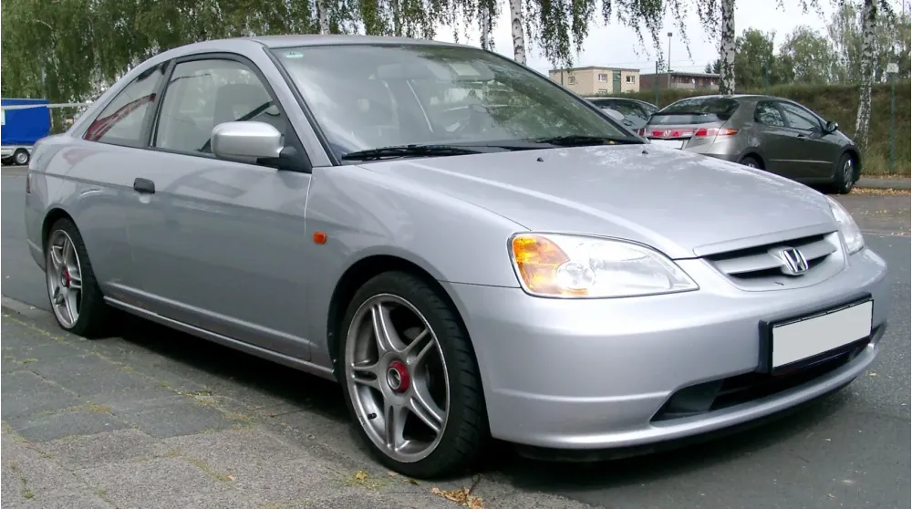 Honda Civic VII Coupe