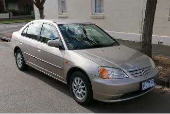 Honda Civic VII Sedan