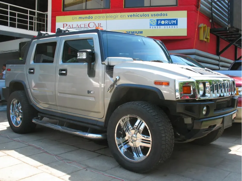 Hummer H2 SUT