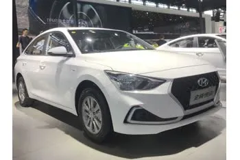 hyundai celesta station-wagon